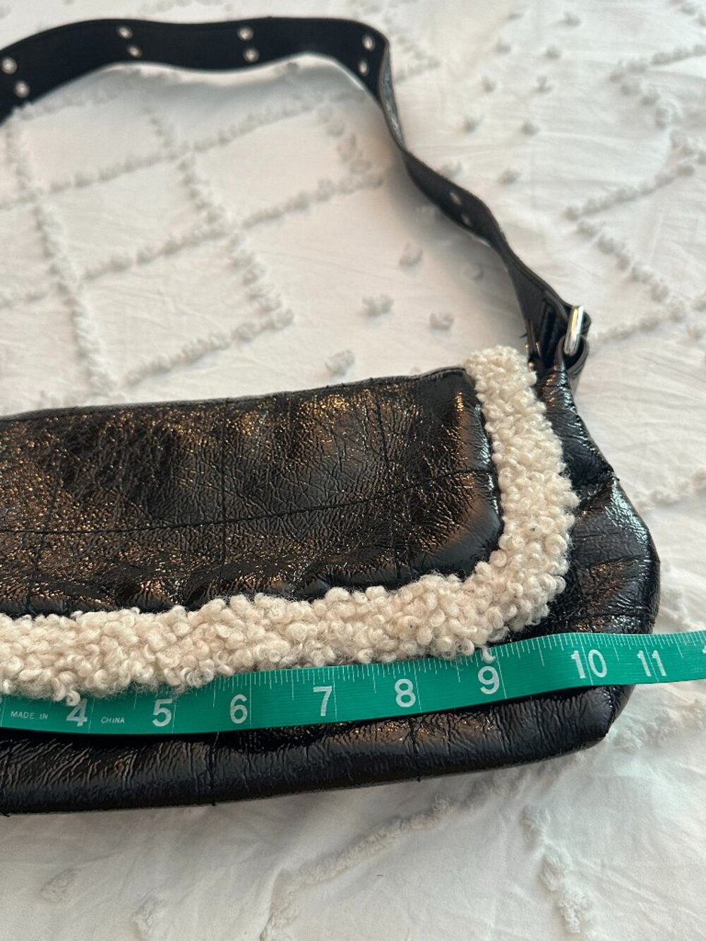 Topshop Y2K Black Faux Leather Sherpa Trim Baguette Shoulder Bag - Picture 10 of 11